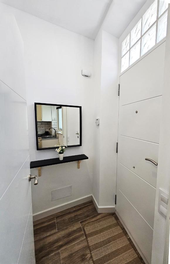 Elegante Apartamento De Diseno. Almeria Ngoại thất bức ảnh