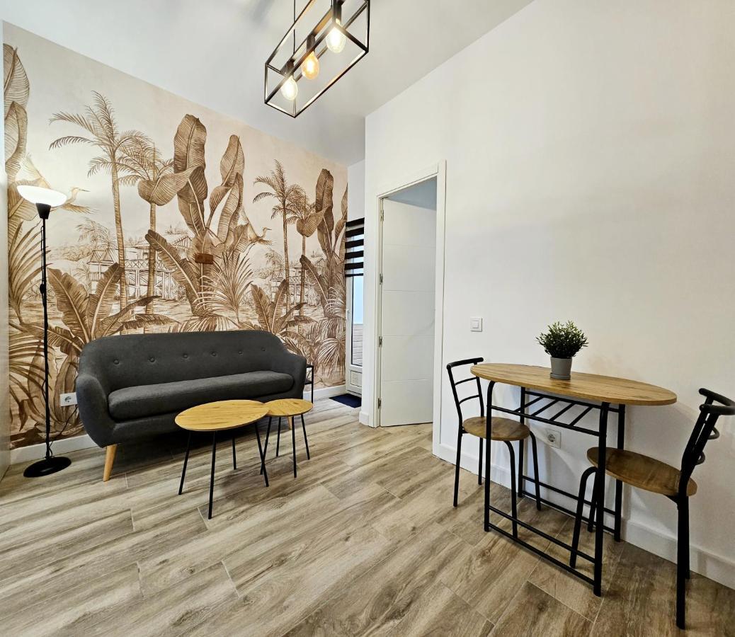 Elegante Apartamento De Diseno. Almeria Ngoại thất bức ảnh